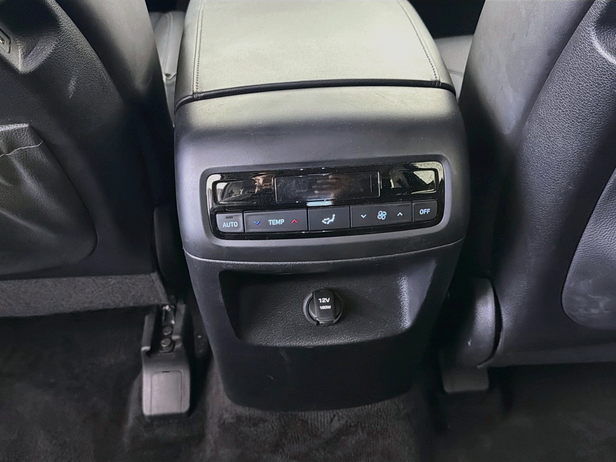 Used 2025 Hyundai Palisade SEL FWD image 28