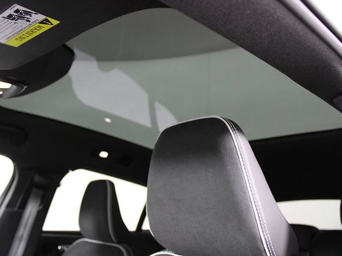 Used 2023 Volvo C40 P8 Recharge Ultimate AWD/4WD image 9