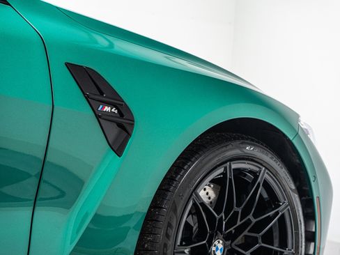 Used 2021 BMW M4 Coupe w/ Executive Package image 34