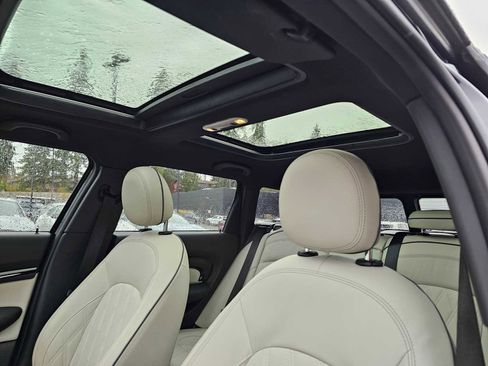 Used 2022 MINI Cooper Clubman John Cooper Works image 24