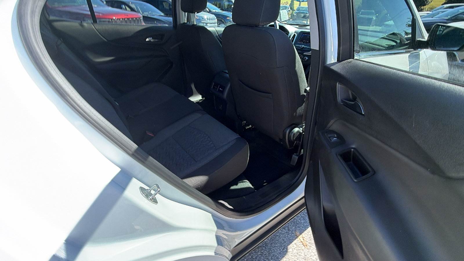 Used 2024 Chevrolet Equinox LT AWD/4WD image 21