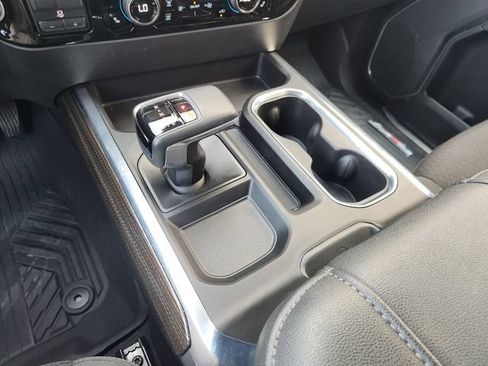 Used 2024 Chevrolet Silverado 1500 LT Trail Boss w/ Convenience Package II AWD/4WD image 23