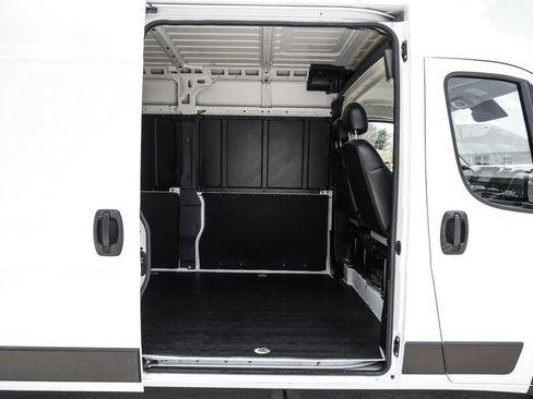 Used 2023 RAM ProMaster 2500 FWD image 36