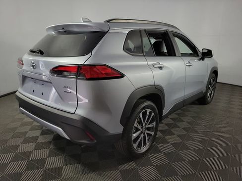 Used 2024 Toyota Corolla Cross XLE w/ Convenience Package AWD/4WD image 8