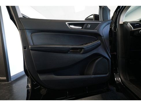 Used 2016 Ford Edge SEL w/ Equipment Group 201A FWD image 15