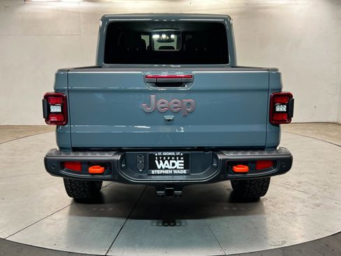 New 2026 Jeep Gladiator Mojave AWD/4WD image 4