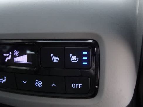 Used 2025 Hyundai Palisade SEL AWD/4WD image 18