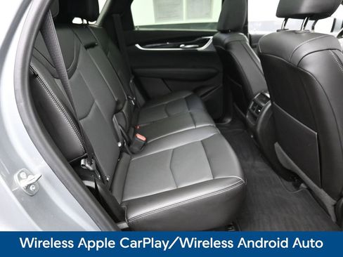 Used 2025 Cadillac XT5 Premium Luxury image 10