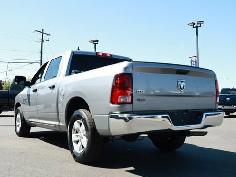Used 2022 RAM 1500 Classic SLT w/ Trailer & Traction Group image 9