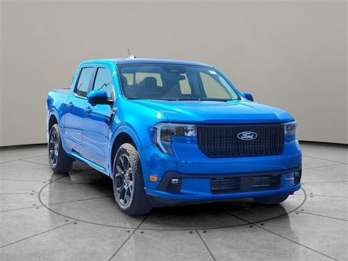 New 2025 Ford Maverick Lobo image 14