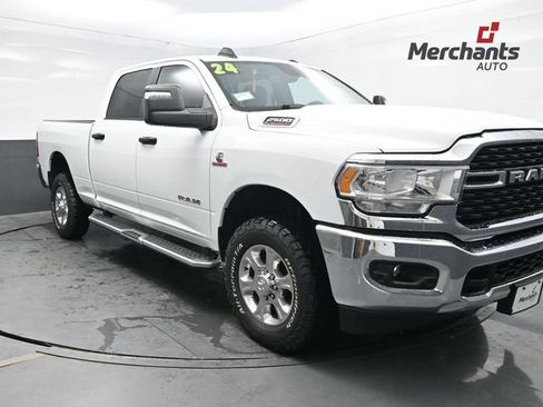 Used 2024 RAM 2500 Big Horn AWD/4WD image 1