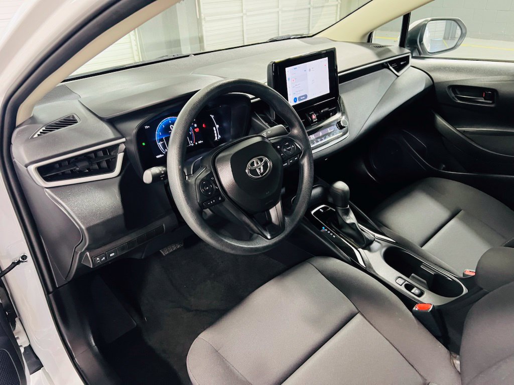 Used 2026 Toyota Corolla LE FWD image 20