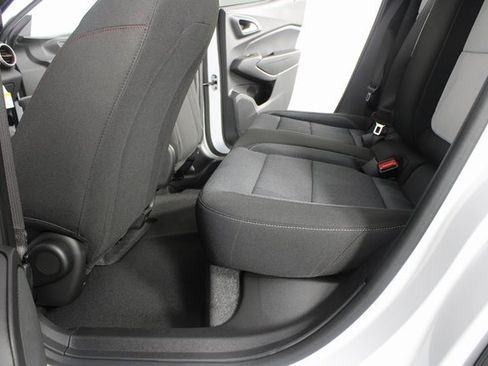 New 2026 Chevrolet Trax RS w/ Sunroof Package image 18