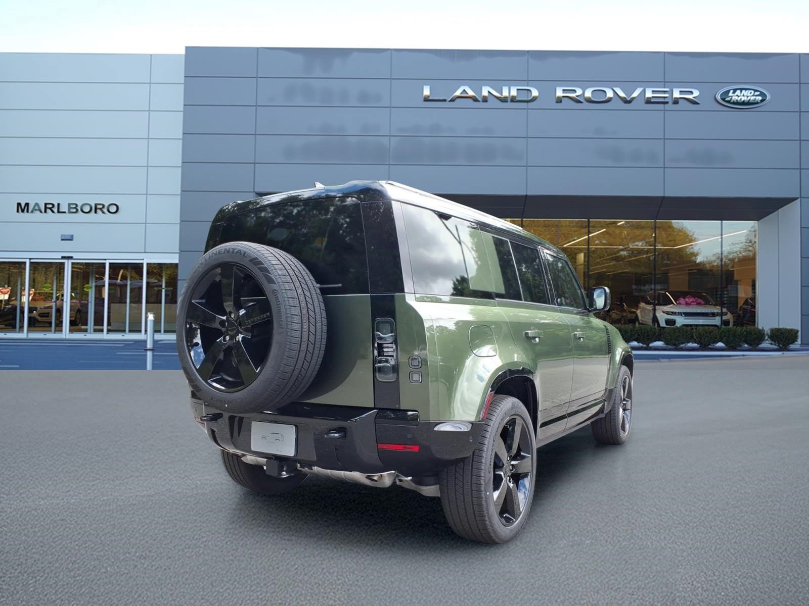 New 2026 Land Rover Defender 110 X-Dynamic SE AWD/4WD image 2