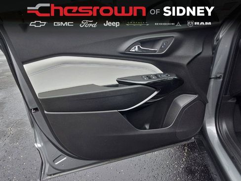 Used 2024 Chevrolet Trax LT w/ Driver Confidence Package FWD image 27