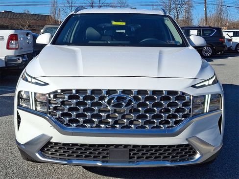 Used 2022 Hyundai Santa Fe SEL image 2