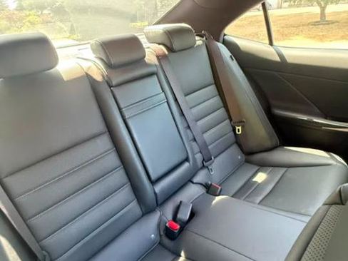 Used 2018 Lexus IS 300 F Sport RWD image 10