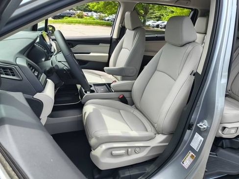 New 2026 Honda Odyssey EX-L image 14