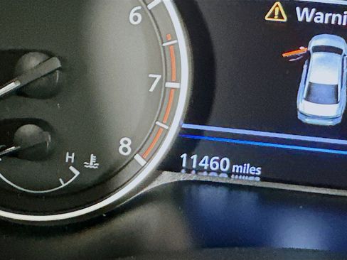 Used 2024 Nissan Altima 2.5 SV image 18