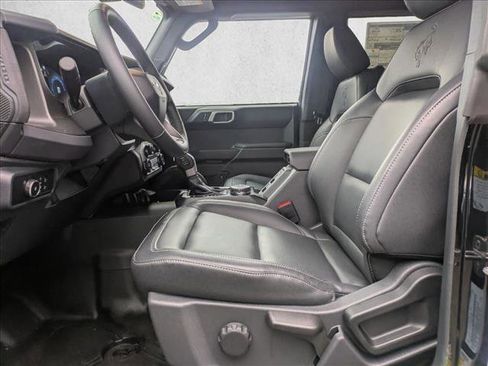 New 2026 Ford Bronco Big Bend w/ Black Diamond Package image 4