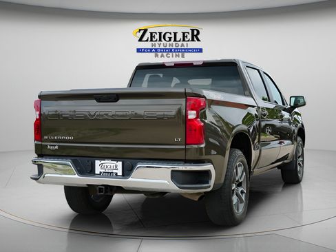 Used 2023 Chevrolet Silverado 1500 LT AWD/4WD image 7