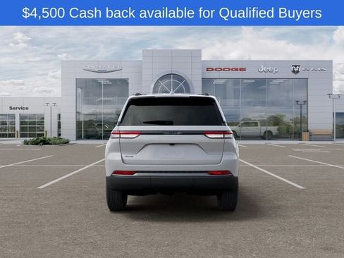 New 2026 Jeep Grand Cherokee Altitude AWD/4WD image 9