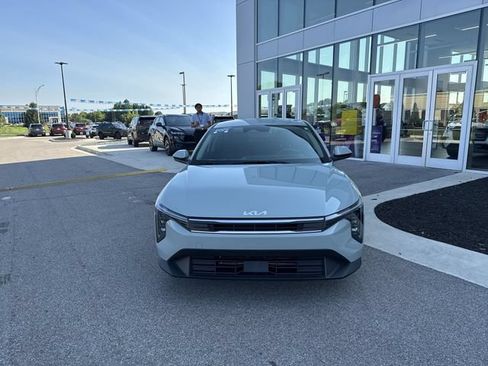 Used 2025 Kia K4 FWD image 7