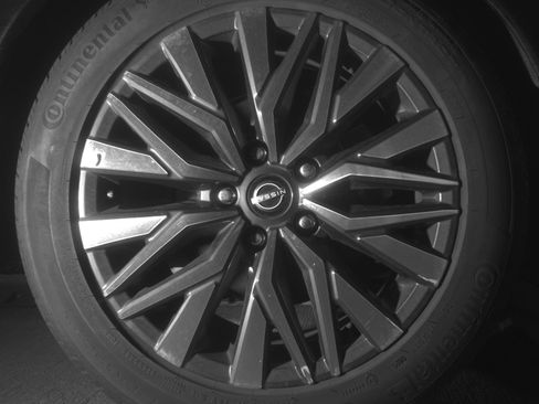 Used 2025 Nissan Altima 2.5 SV image 15