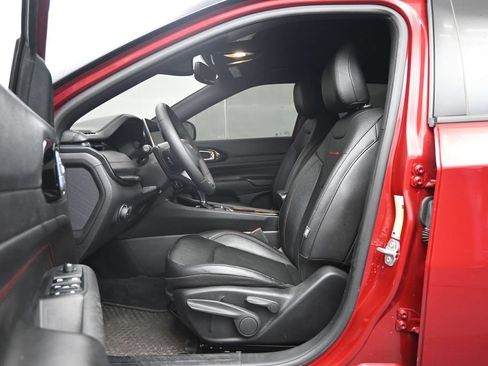 Used 2025 Jeep Compass Trailhawk AWD/4WD image 24