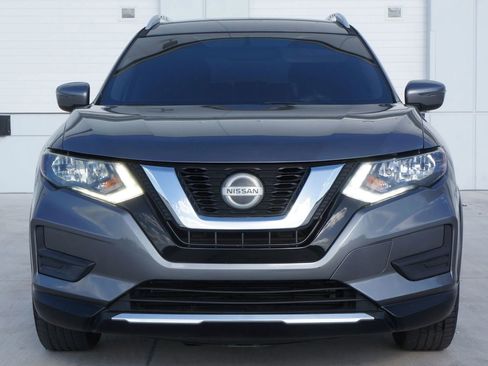 Used 2018 Nissan Rogue S w/ S Value Package FWD image 4