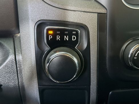 Used 2018 RAM 1500 Express RWD image 19