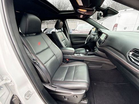 Used 2025 Dodge Durango GT image 33