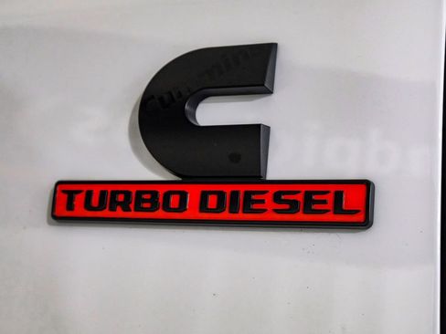 Used 2022 RAM 3500 Laramie w/ Night Edition image 44