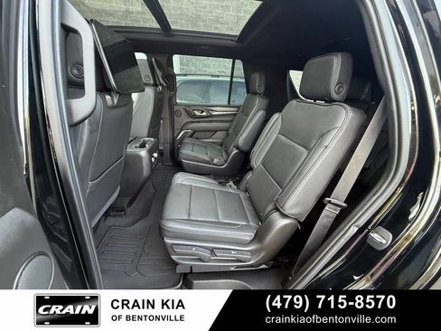 Used 2021 GMC Yukon Denali w/ Denali Premium Package AWD/4WD image 24