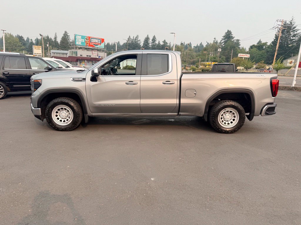 Used 2023 GMC Sierra 1500 SLE w/ Enhanced Capability Package AWD/4WD image 2