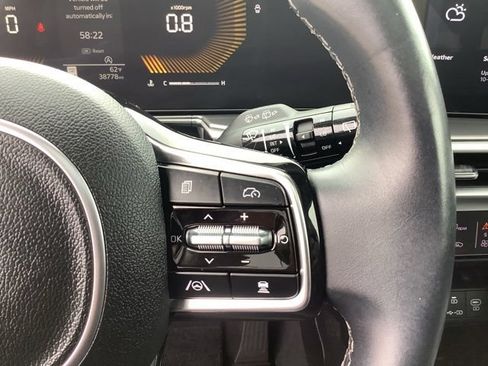 Used 2024 Kia Sorento EX w/ Panoramic Sunroof Package FWD image 31