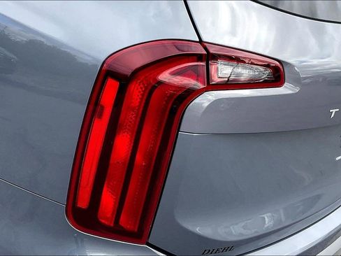 Used 2023 Kia Telluride LX image 27