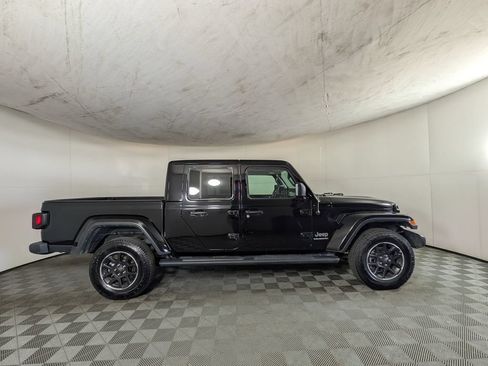 Certified 2023 Jeep Gladiator Overland AWD/4WD image 6