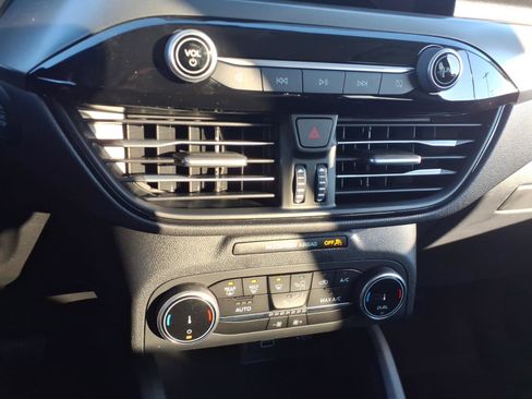 New 2026 Ford Escape Active image 17