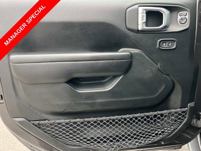 Certified 2021 Jeep Wrangler Sport AWD/4WD image 15