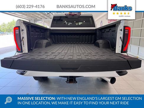 Certified 2025 GMC Sierra 2500 AT4 w/ AT4 Premium Plus Package AWD/4WD image 8