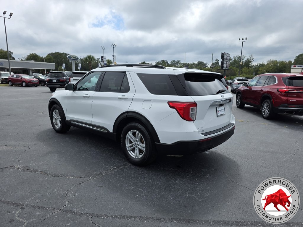 Used 2021 Ford Explorer XLT RWD image 4