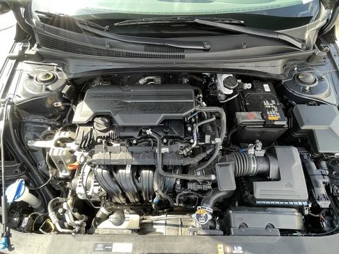 Used 2024 Hyundai Elantra SEL image 26