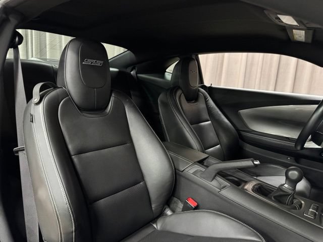 Used 2010 Chevrolet Camaro SS w/ RS Package RWD image 10
