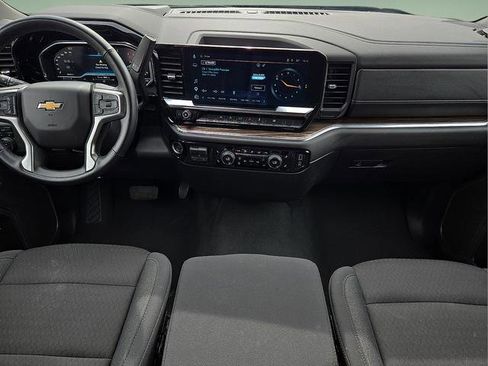 Used 2025 Chevrolet Silverado 1500 LT AWD/4WD image 18
