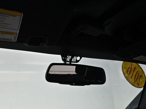 Used 2016 Jeep Wrangler Unlimited Rubicon image 26