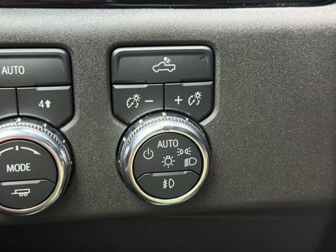 Used 2024 GMC Sierra 1500 Elevation AWD/4WD image 27