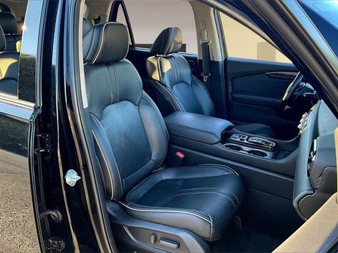 Certified 2023 Honda Pilot Elite image 27