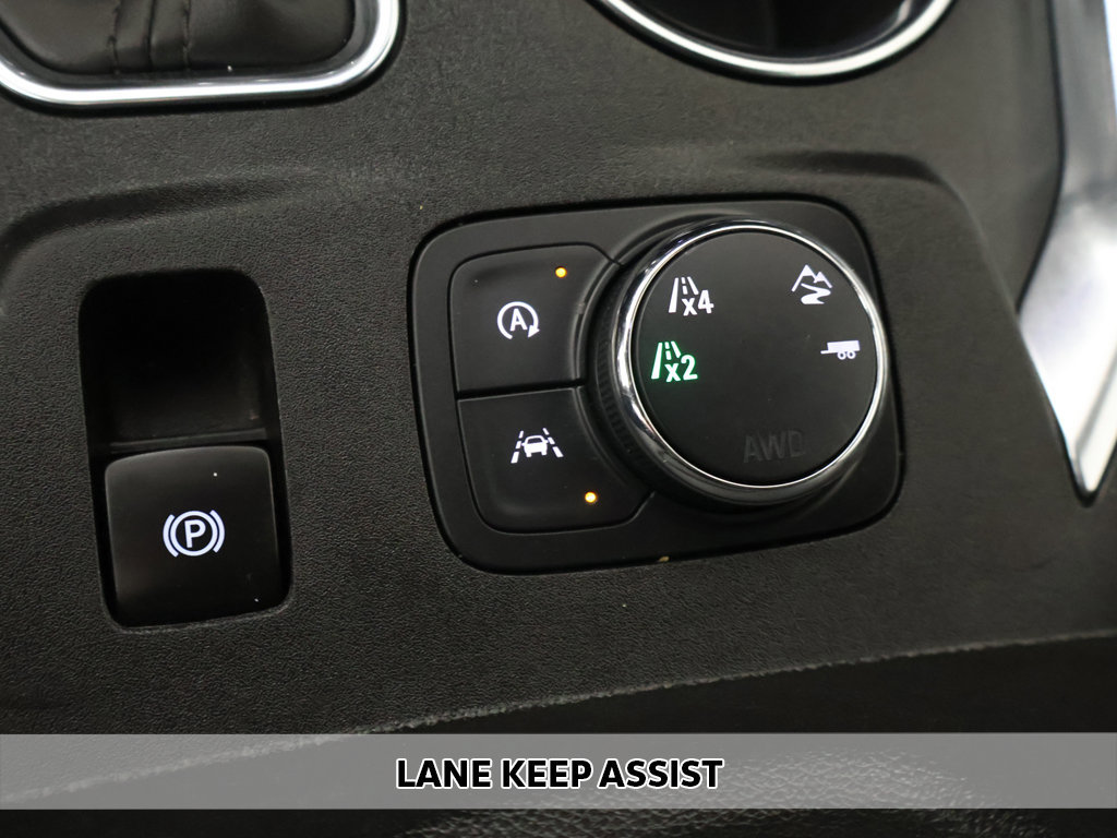 Used 2023 Chevrolet Traverse Premier AWD/4WD image 7