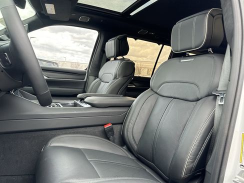 New 2024 Jeep Grand Wagoneer Series II w/ Quick Order Packagew 28T image 18